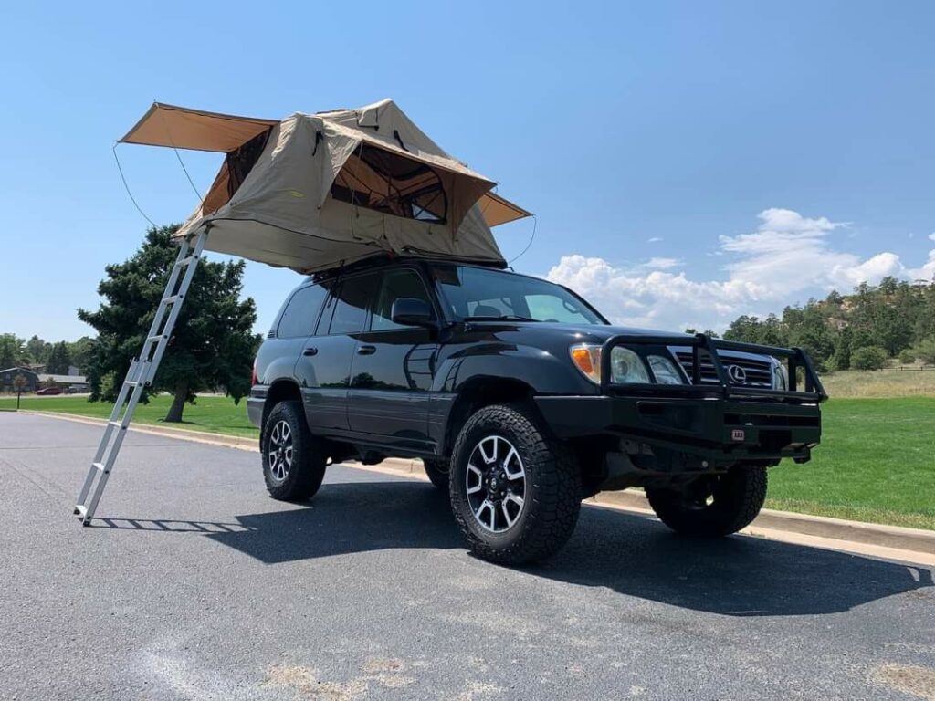 rent a land cruiser tx in uganda with a rooftop tent
