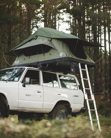 rent a land cruiser gx in uganda with a rooftop tent