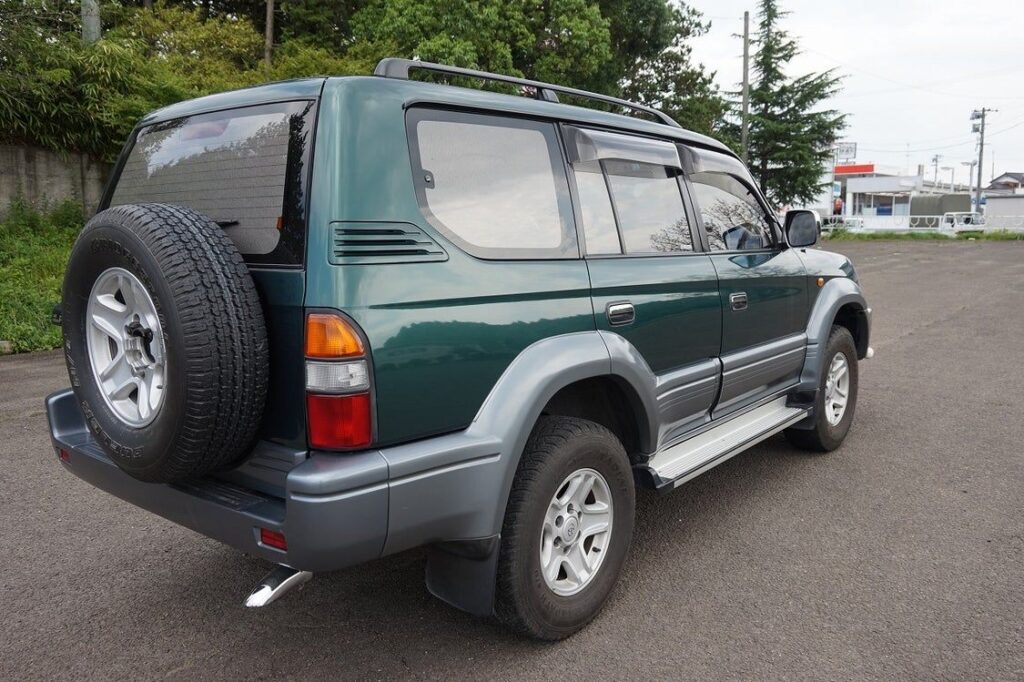 cheap land cruiser tx for rent in uganda