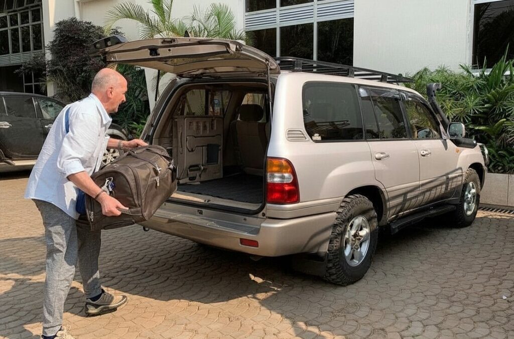 Safe 4x4 car rentals in Uganda with popup roof