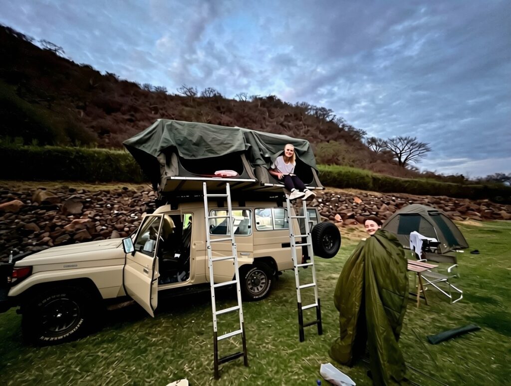 specification of each rooftop tent on the land Cruiser hardtop