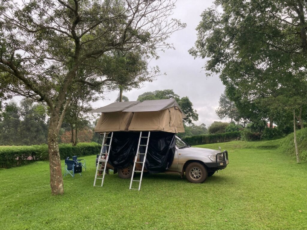 rent a 4x4 land Cruiser V8 with two rooftop tents in Uganda From 120 USD