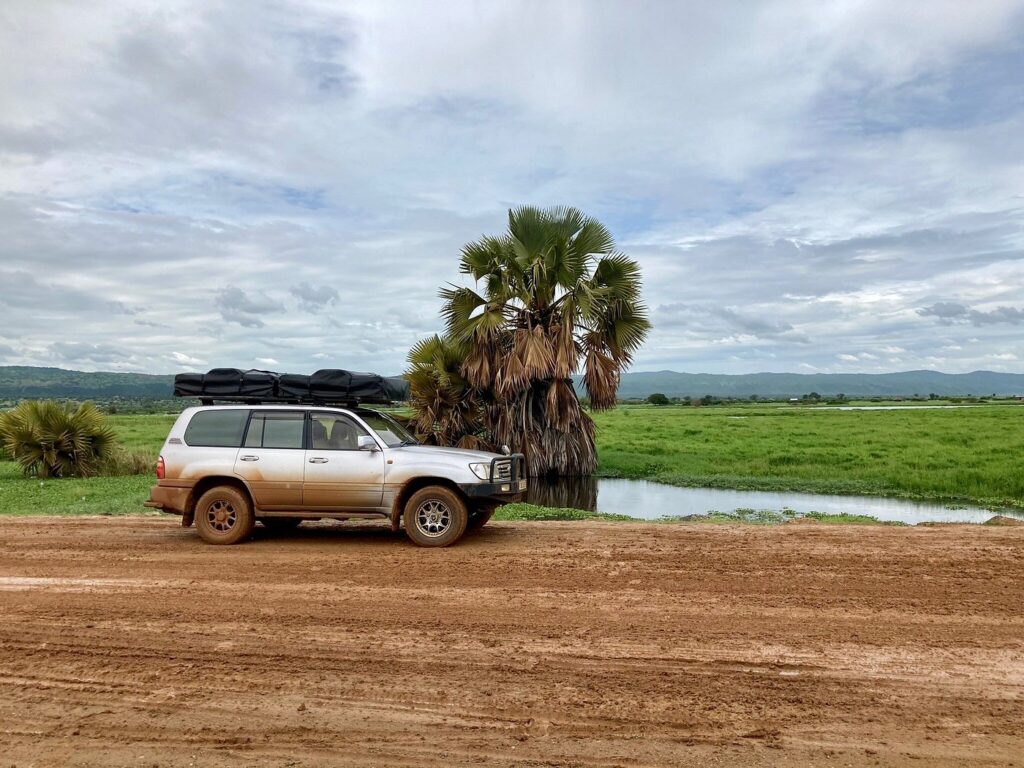 specifications of the land Cruiser V8 with two rooftop tents in Uganda